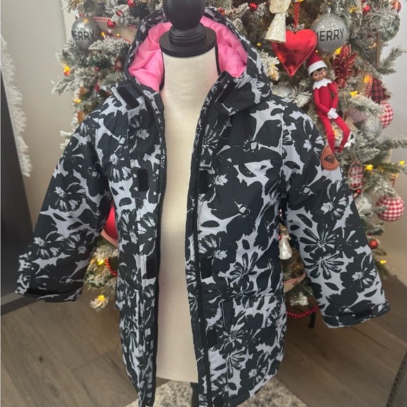 Roxy Other - Roxy Girls Hooded Winter Jacket Black Floral Pink Lined Size 7/8